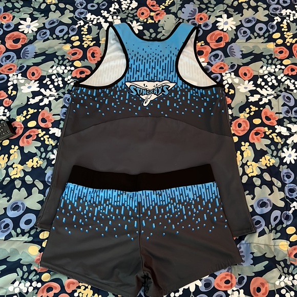 Stingray Allstars Practice Wear - tank and compression shorts - Picture 2 of 2